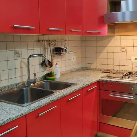 Cozy Apartment Tirana